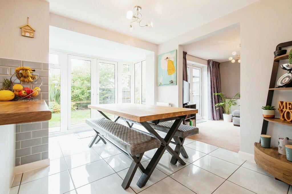 1684480a-28 20Ben...