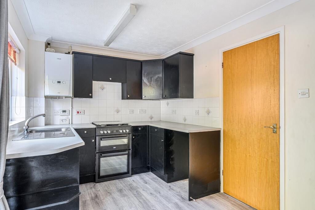 1372050-8-69009b6e7b9ac