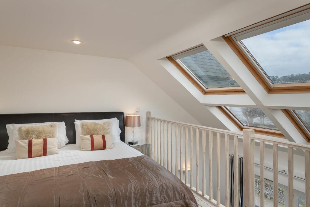 16 Dartmouth House, Dartmouth Mezzanine