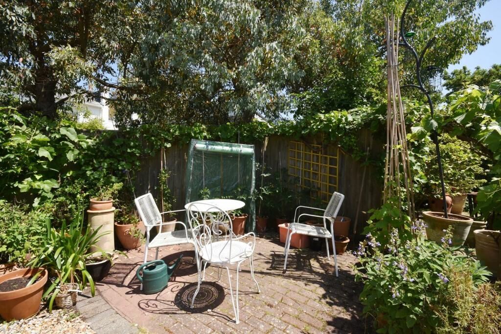 Garden patio.JPG