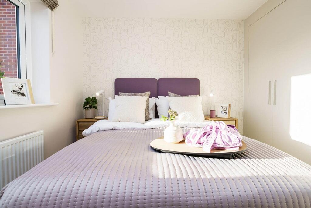 A second double bedroom means you don't need to compromise on space