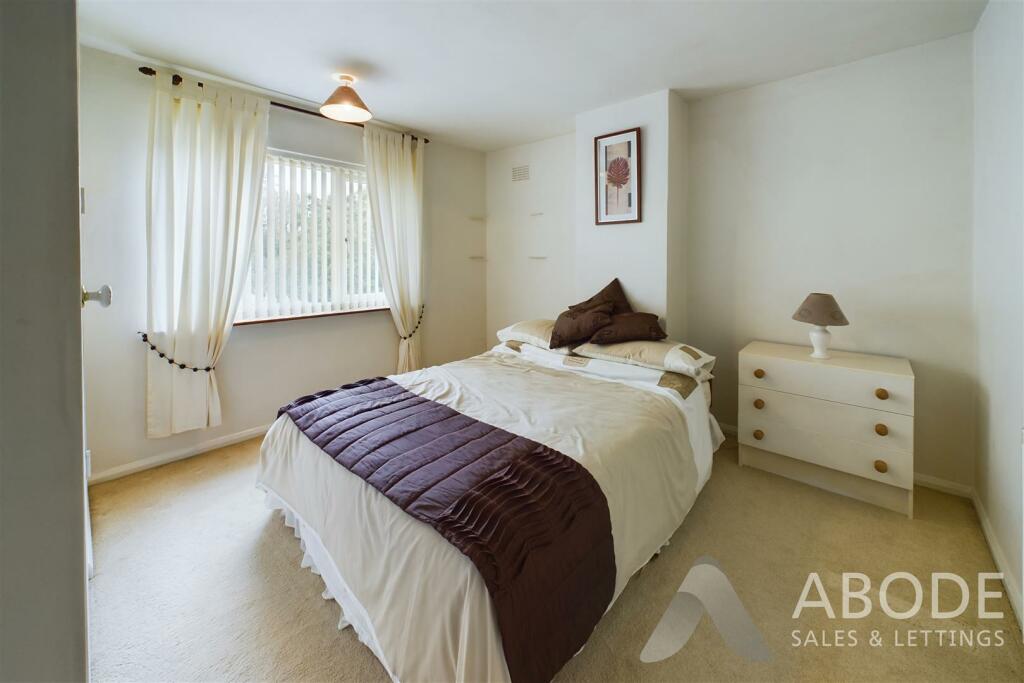CAM03645G0-PR0103-STILL005.jpg