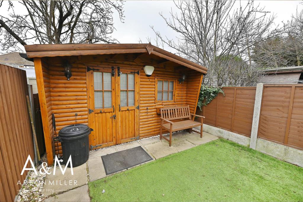 Log Cabin