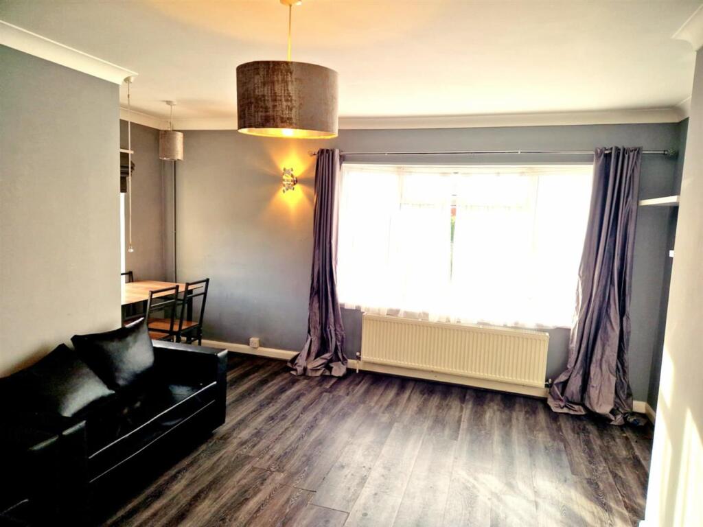 lounge with dining area.jpeg