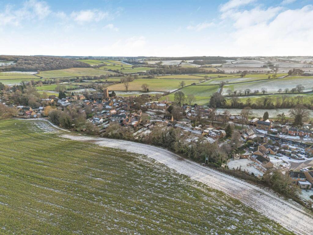 Barleymow, The Green