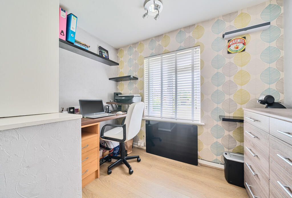 1298335-42-6831e6...