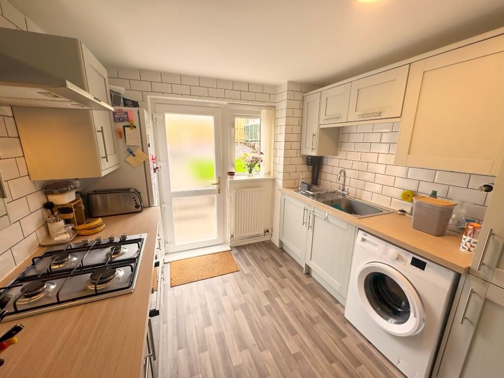 Kitchen 2