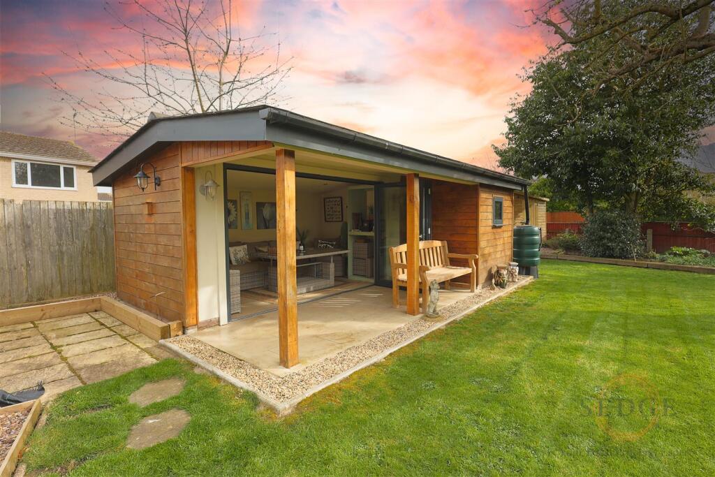 6 monkshouse-08.jpg