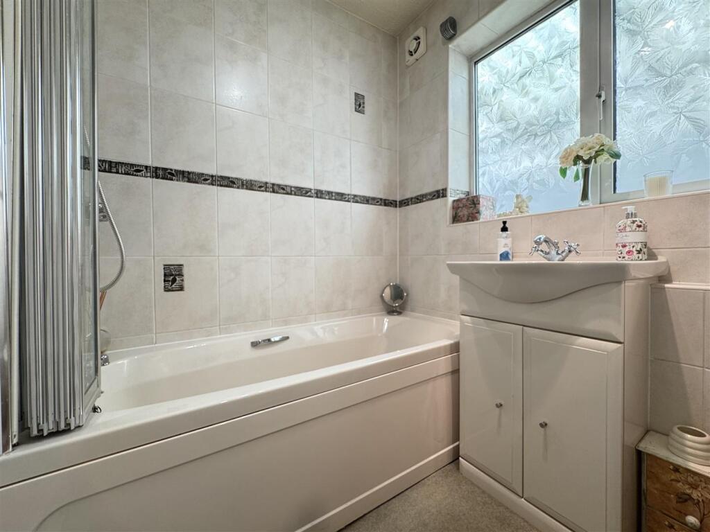 IMG_1133 (Large).JPG