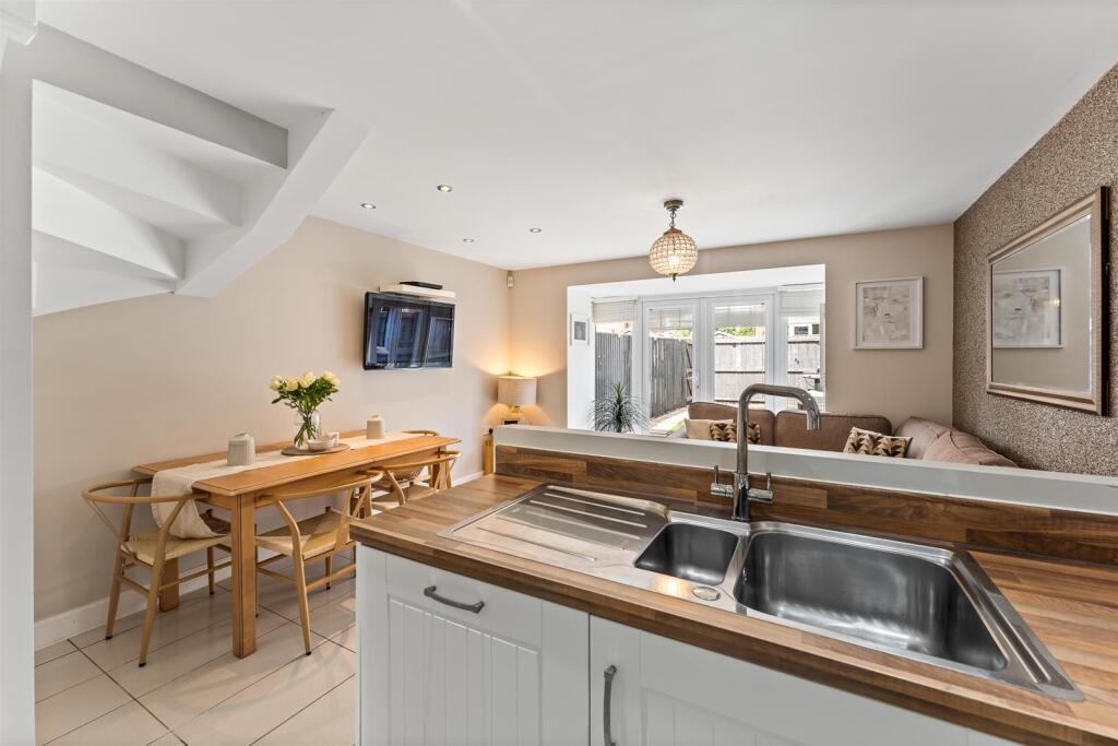 Open Plan Kitchen Diner