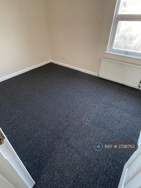 Bedroom 1 (Front)