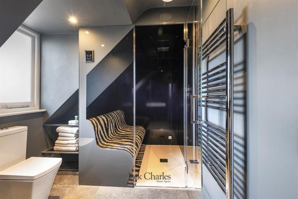 5 Yardley Park Rd, TN9 1NE 023 - Revision 1.jpg