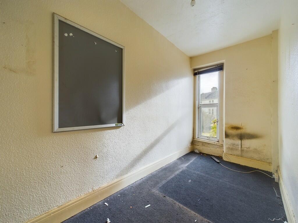 CAM02089G0-PR0333...