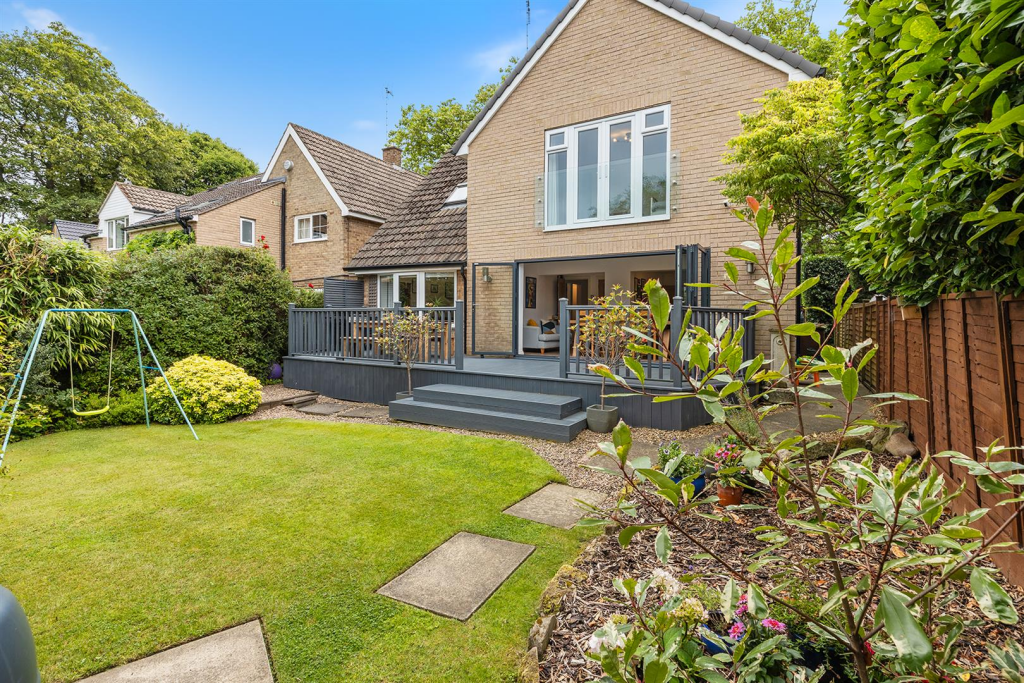 78 Fenay Lane, Almondbury 39_297.png