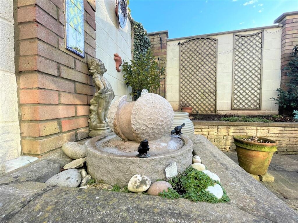 water feature.JPG