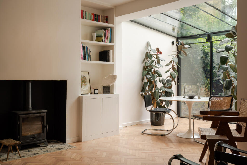 221954 - Morton Road, London, N1 - high res - N...