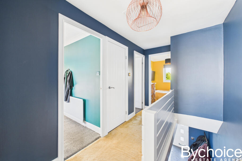 CAM05454G0-PR0088-STILL018