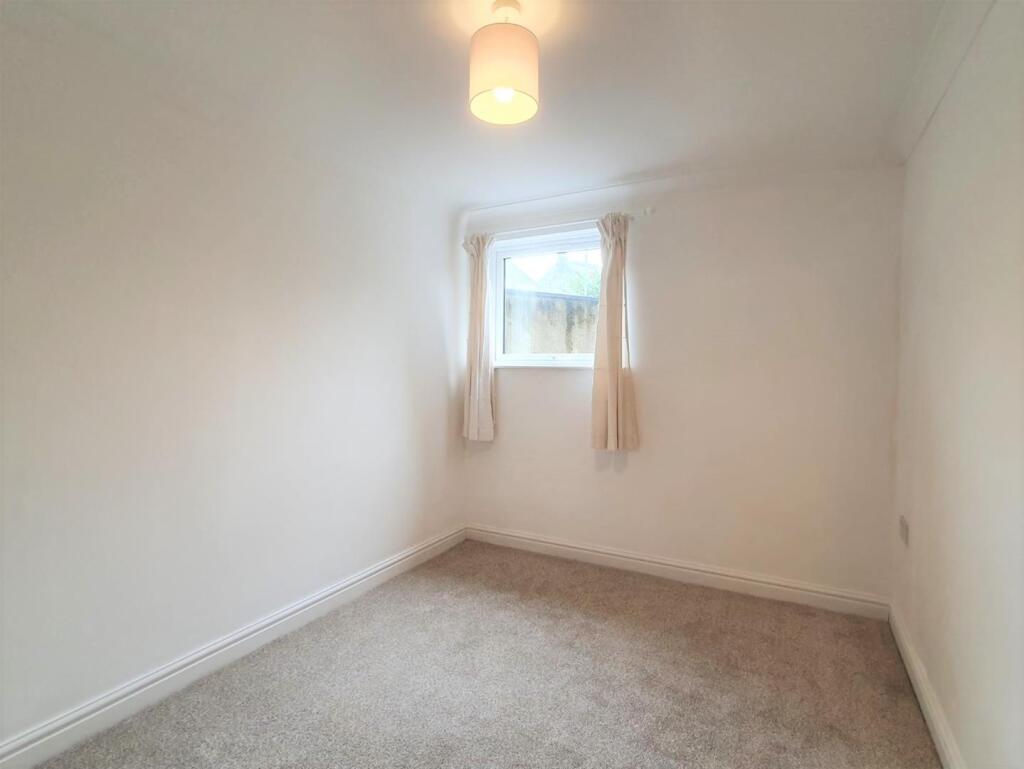 5 Wheal Brake Lodge Bedroom