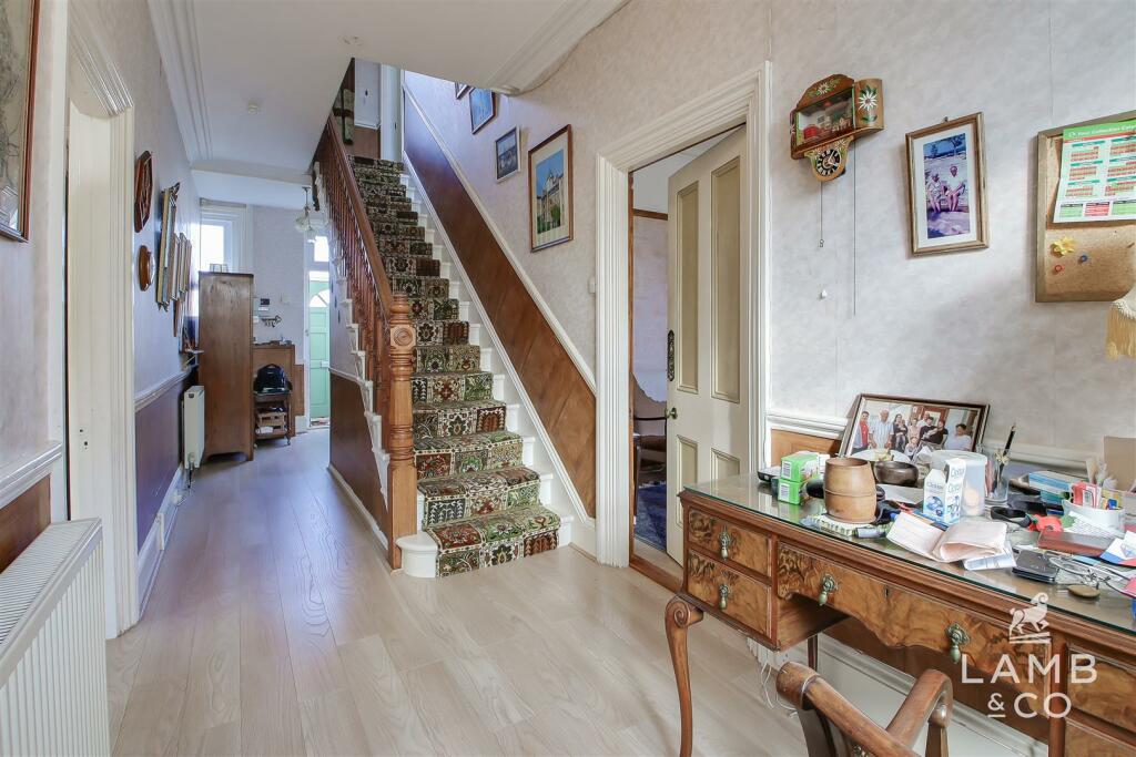 ENTRANCE HALL