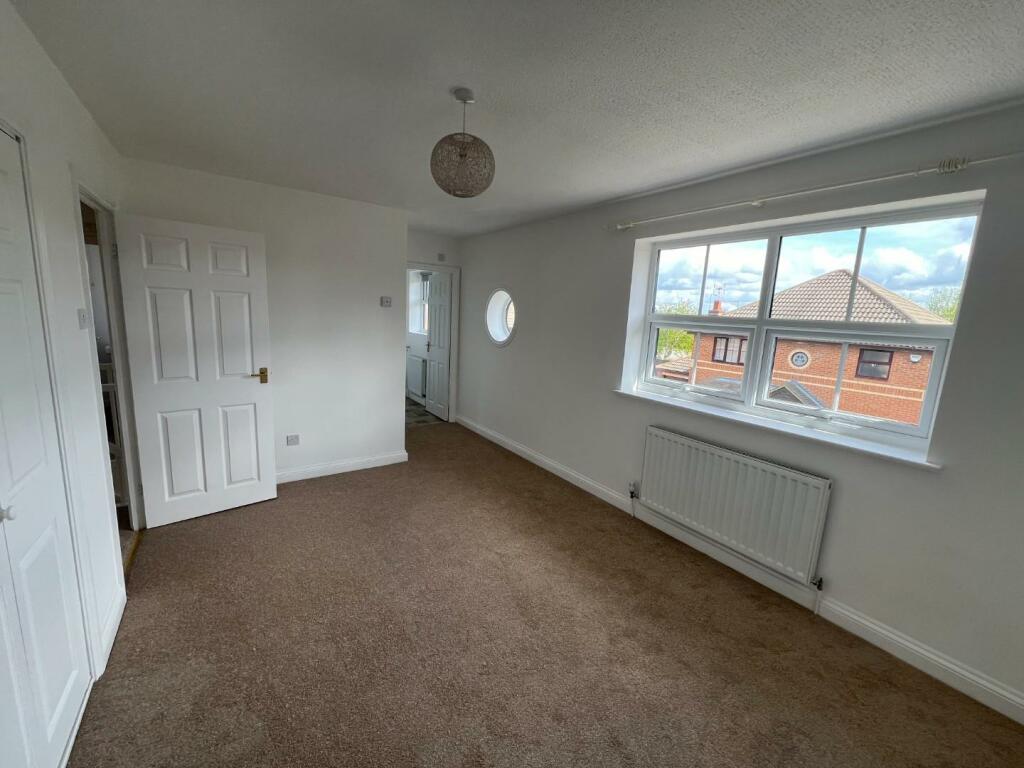 Bedroom 1a.JPG