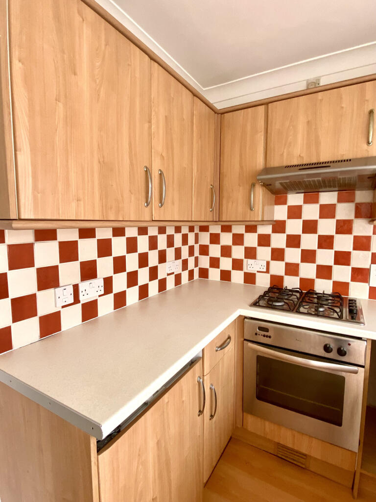 Kitchen...jpeg