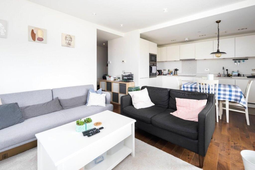 Living Area/Kitchen