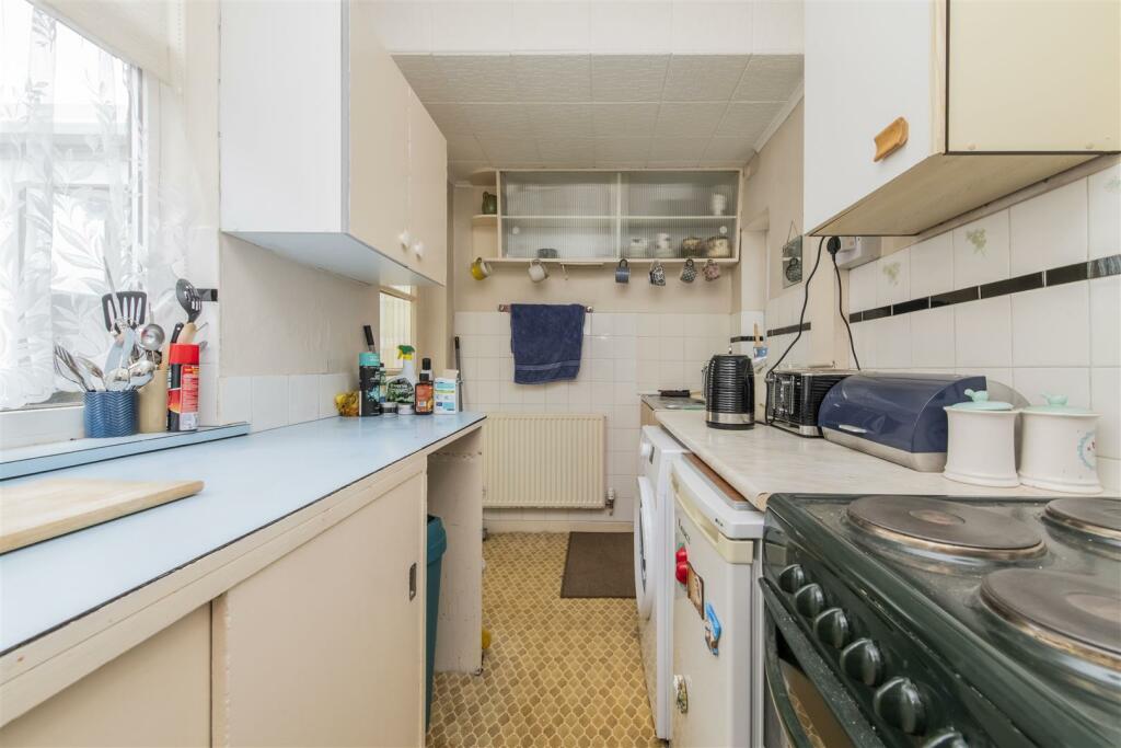 Home_4.JPG
