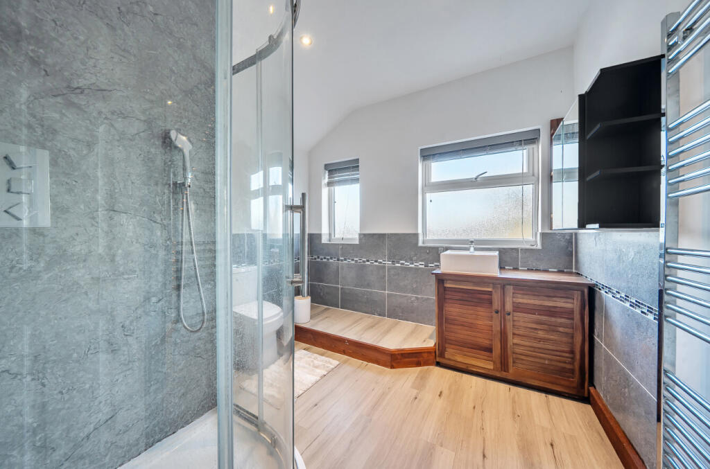 1385683-20-692f15...