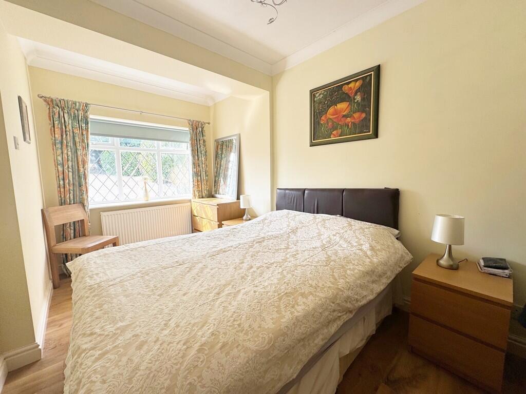Bedroom (4)