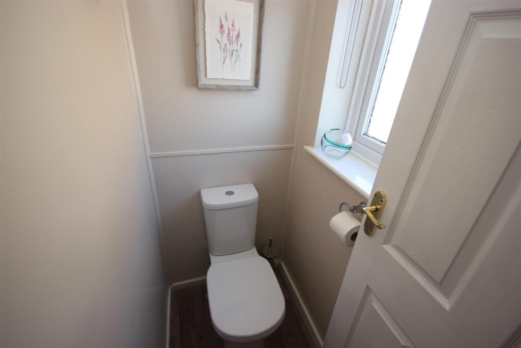 seperate wc.JPG