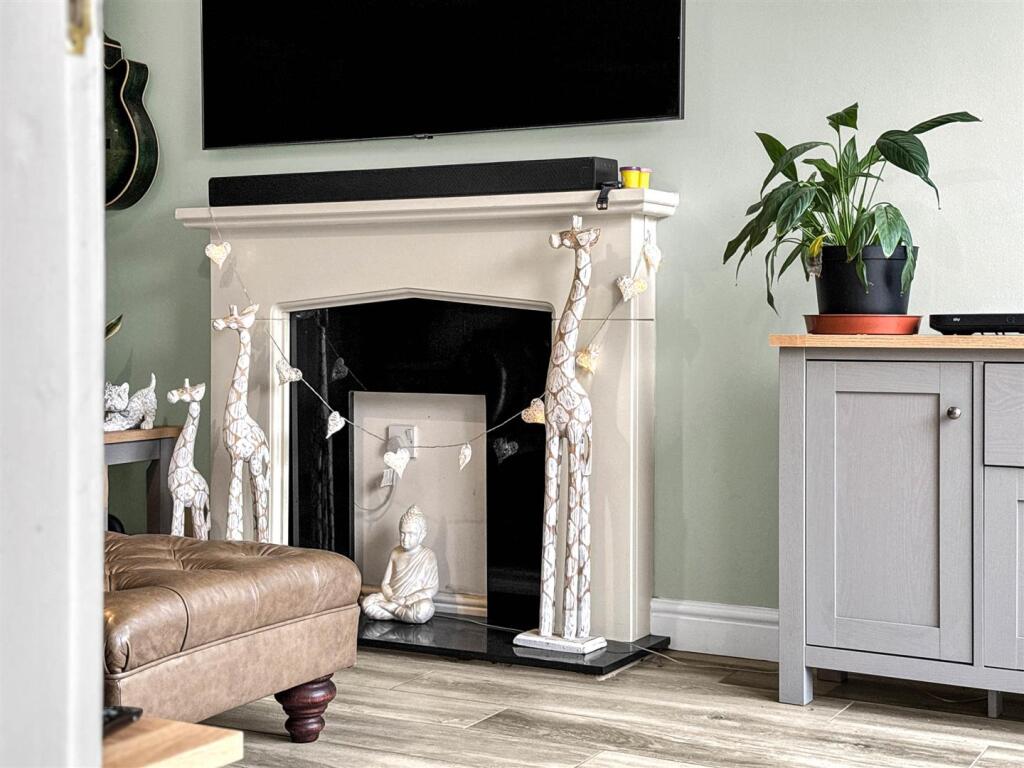 Lounge Fireplace Feature