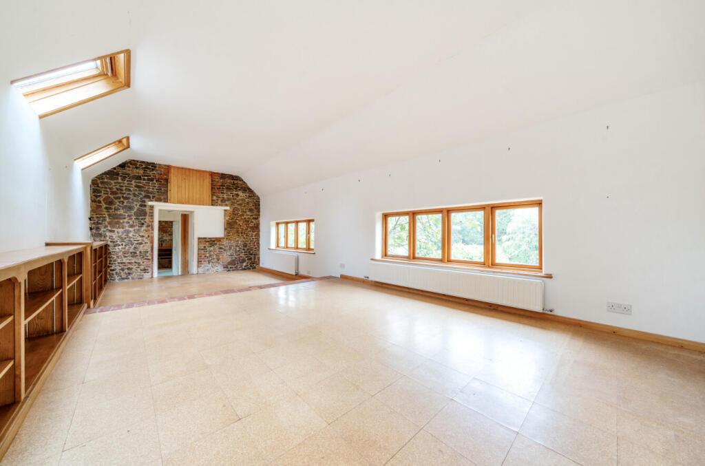 1295112-21-682640...