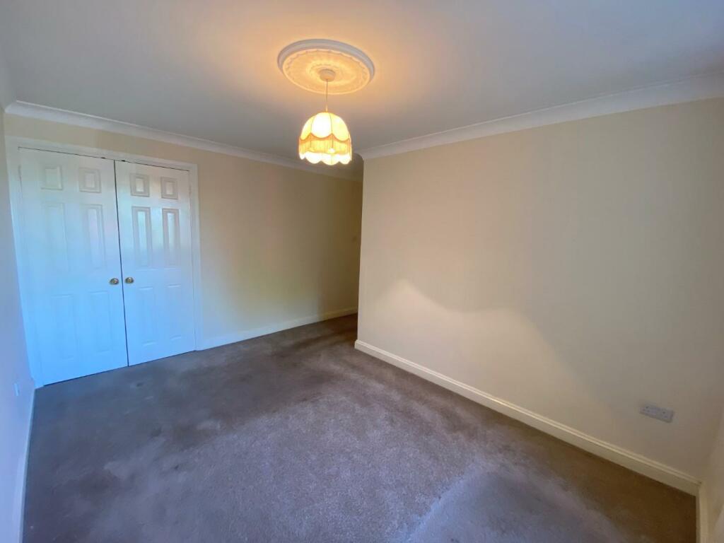first bedroom 2.jpg