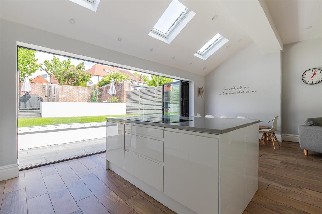 Winchester Avenue 21-36.jpg