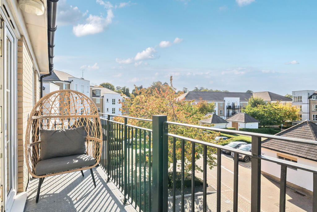 1364130-3-68e7914...