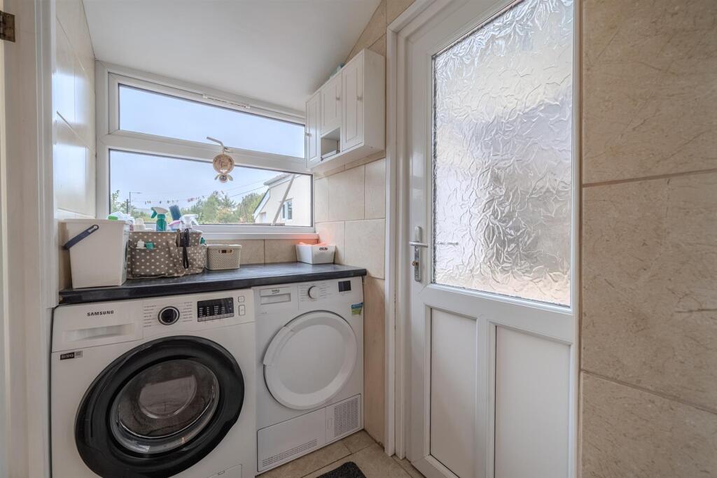 14 Clifton Terrace-19.jpg