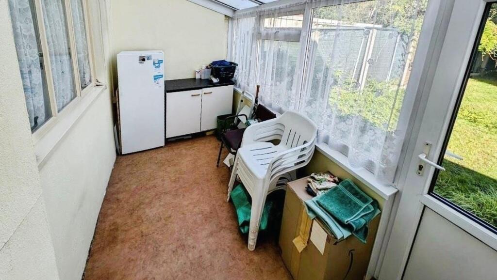 2 Tyndale Ave rear porch.jpg