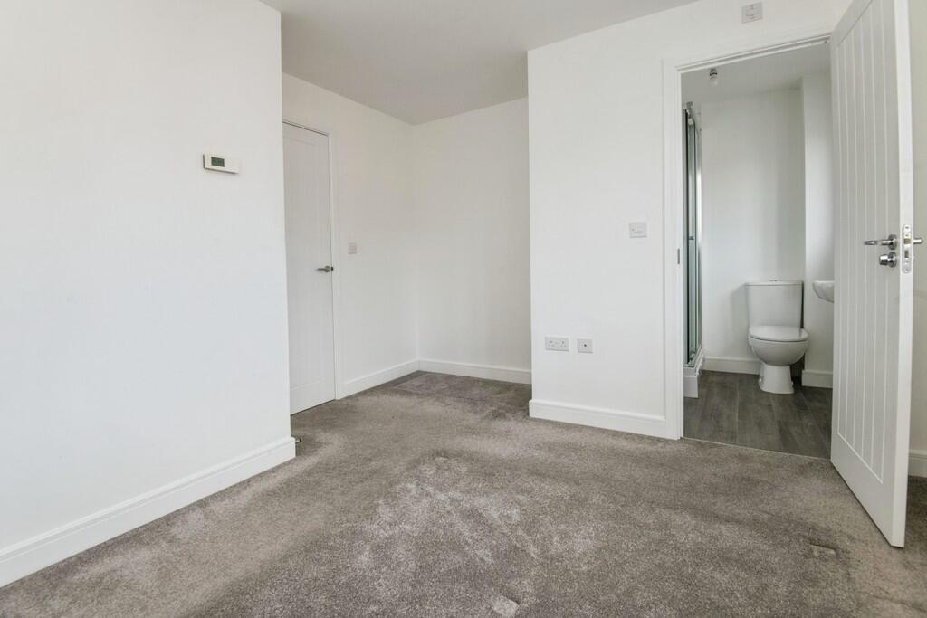 7oldshowfieldway-...