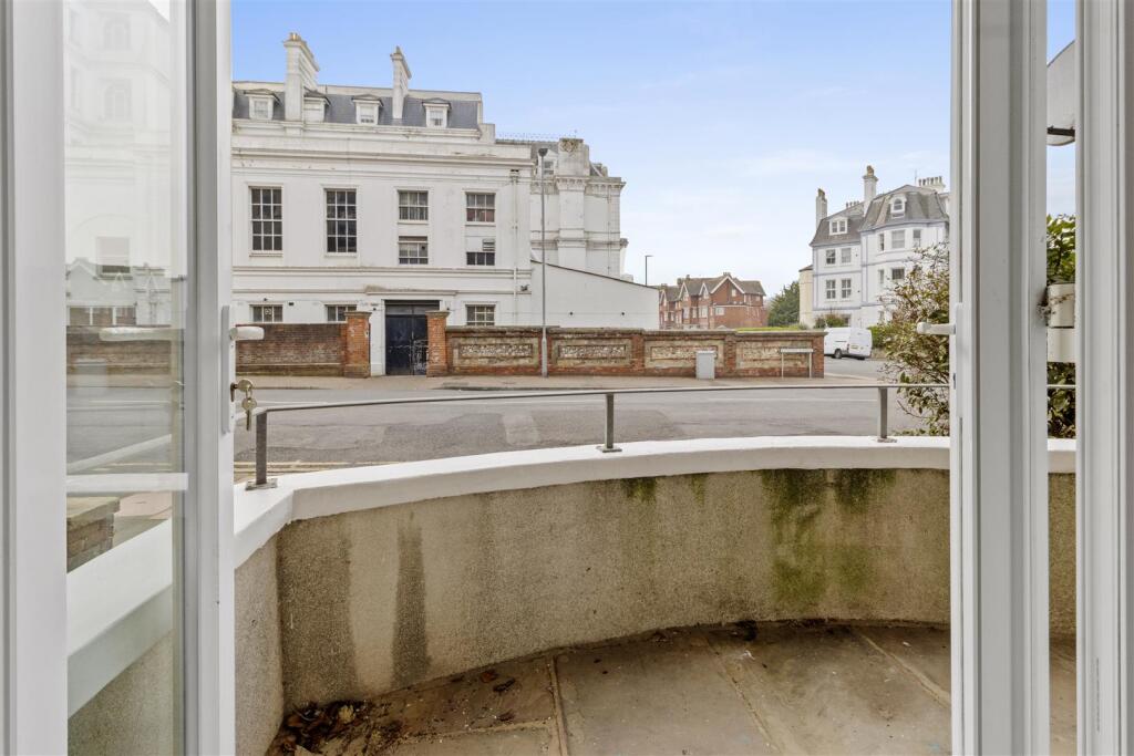 front terrace.jpg