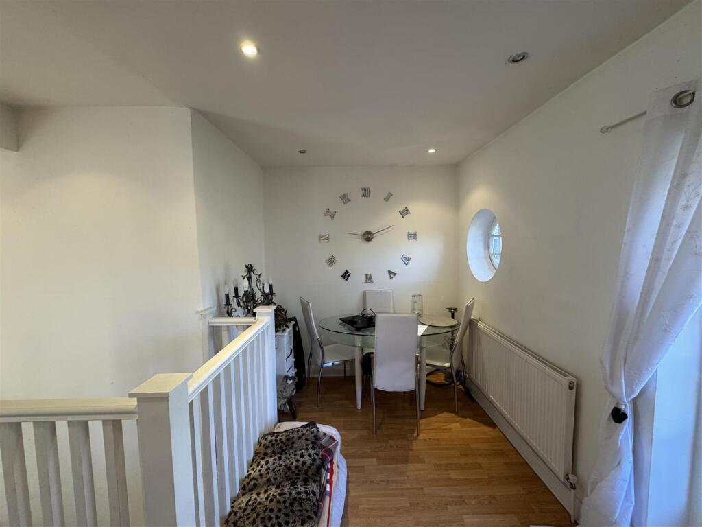Dining Room.jpeg