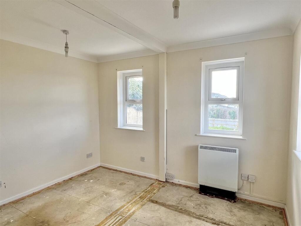 Bedroom: