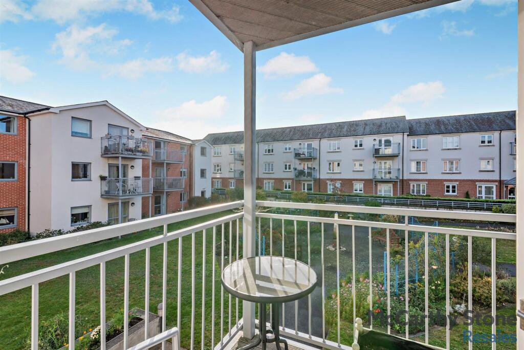 8668941-exterior02-800.jpg