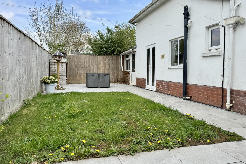 Rear Enclosed Garden