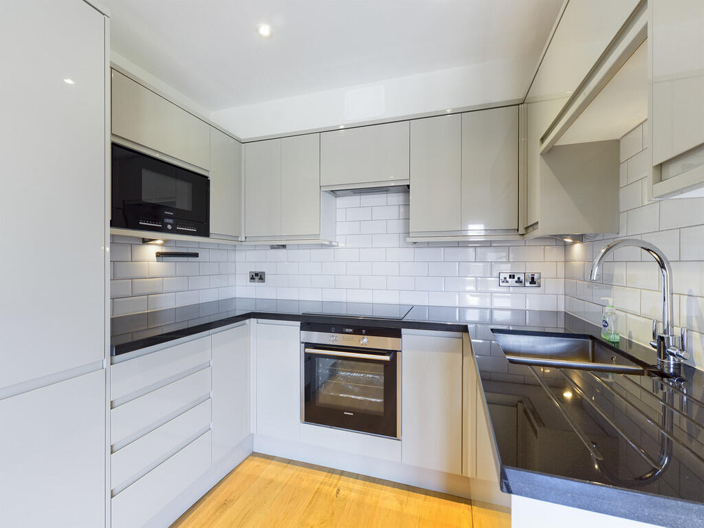 CAM00035P1-PR0358...