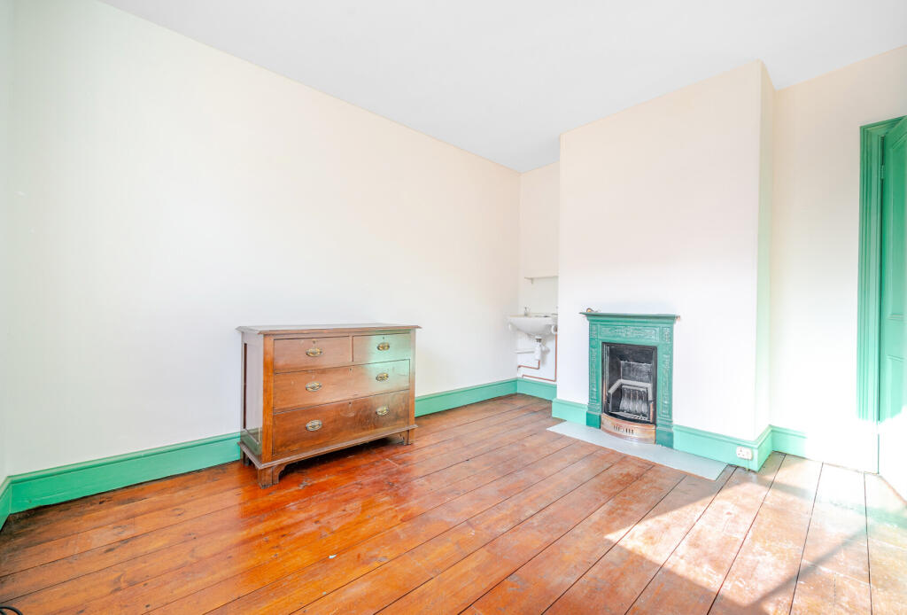 1372392-17-68f8dc...