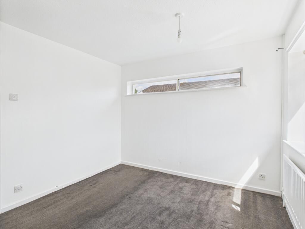 CAM04634G0-PR0048-STILL015