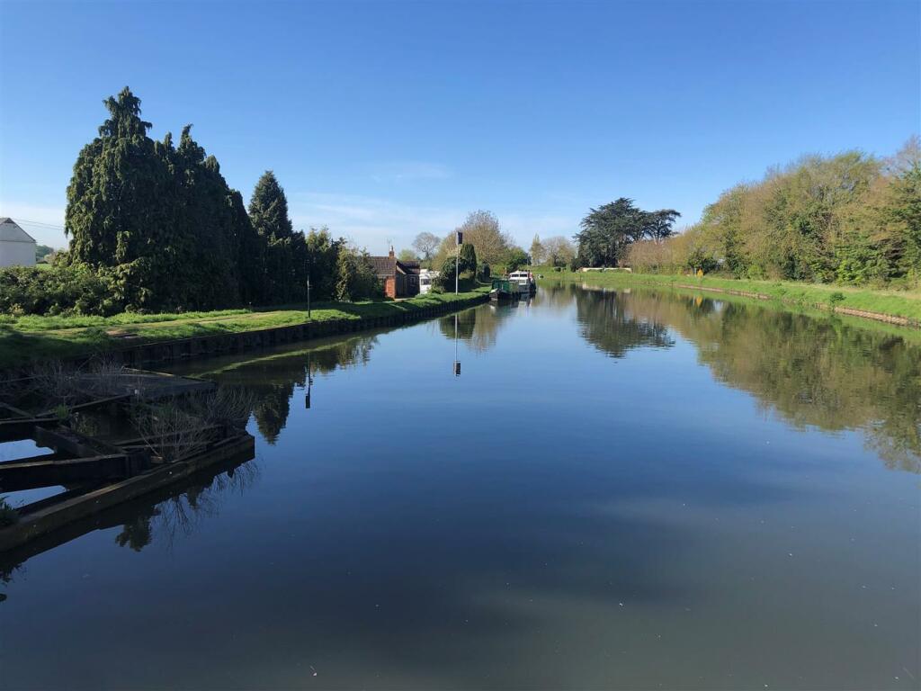 canal view.jpg