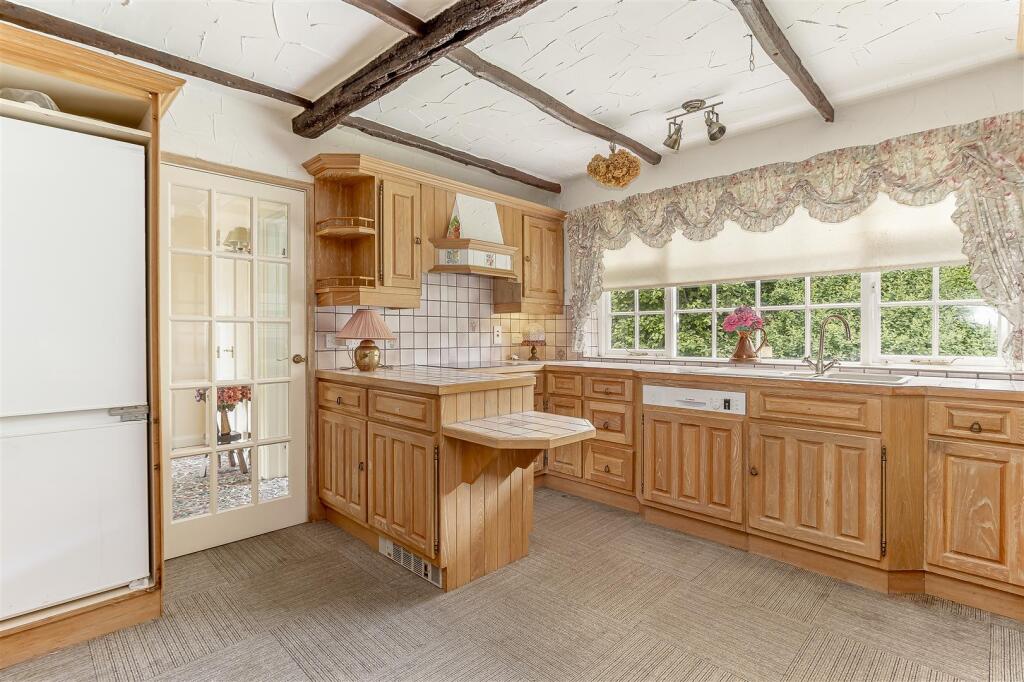 Kitchen - B.jpg