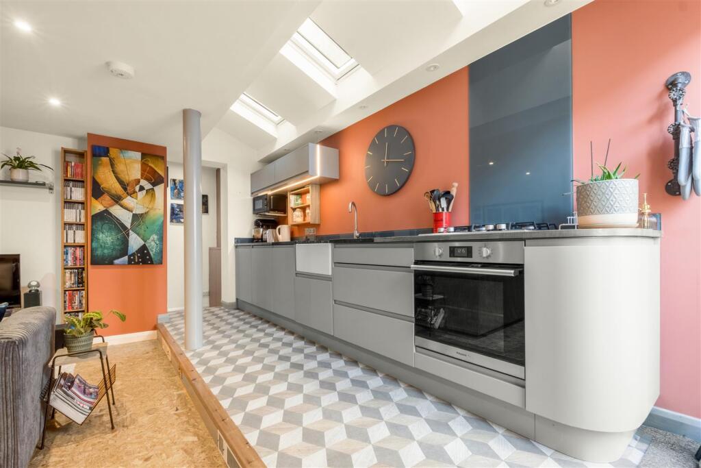 43 Temple Street-4.jpg