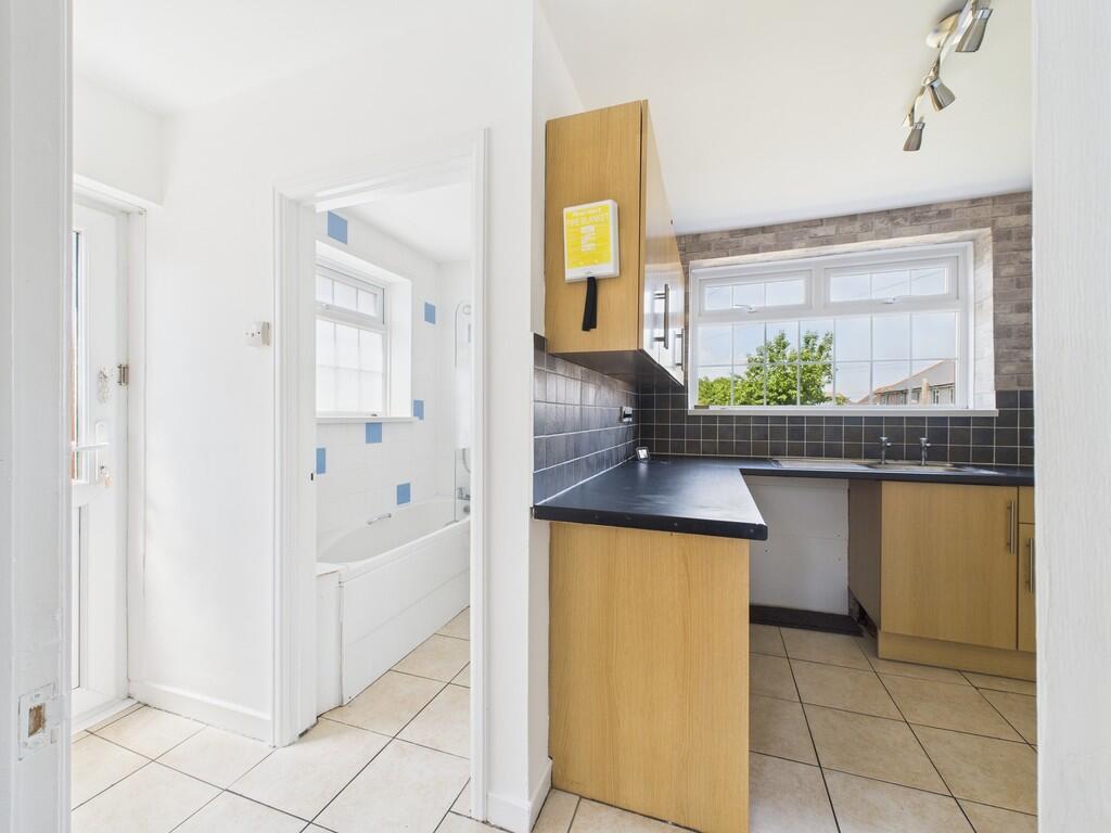 CAM02089G0-PR0502...